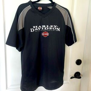 EUC Harley Davidson motorcycles black V-neck short sleeve T-shirt gray stripe Lg
